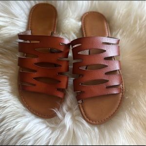 Rouge Women’s Sandals sz 6.5 NWOT!